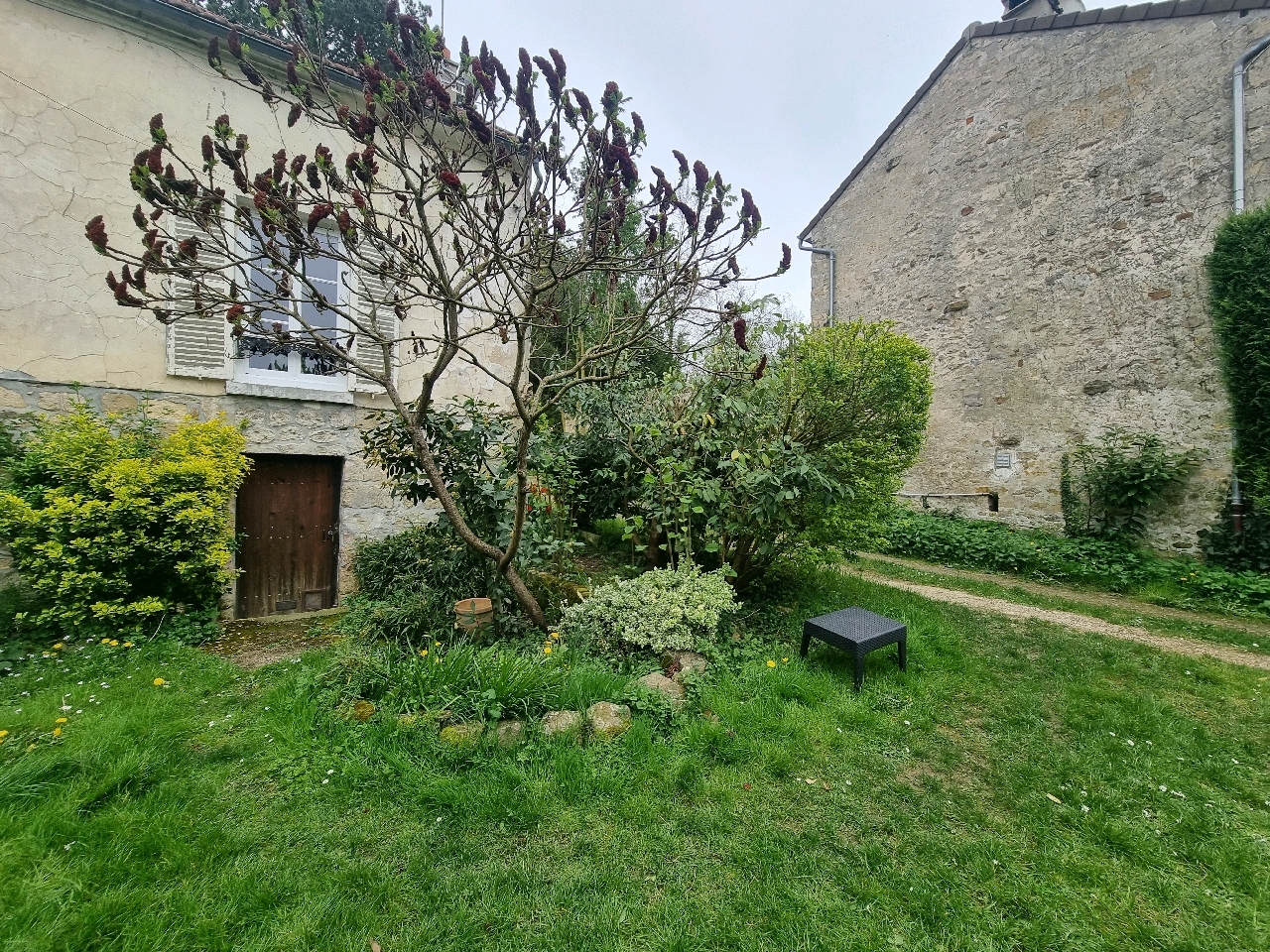 Maison 3 pièces 49 m² · à Nesles-la-Vallée · 49 m² · 1 047 €/mois